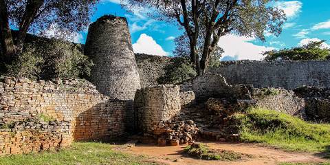 14-Day Around Zimbabwe Tour