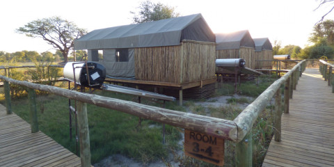 3-Day Okavango Delta Gomoti River Lodge Safari