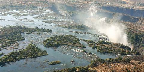 5-Day Victoria Falls and Hwange National Park Package